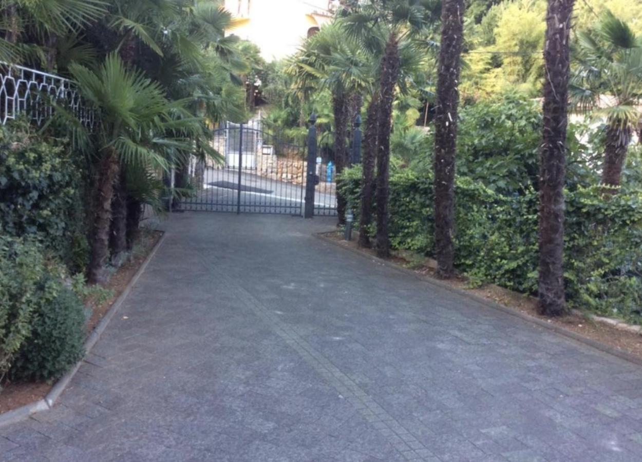 Apartman Mare Opatija Bagian luar foto